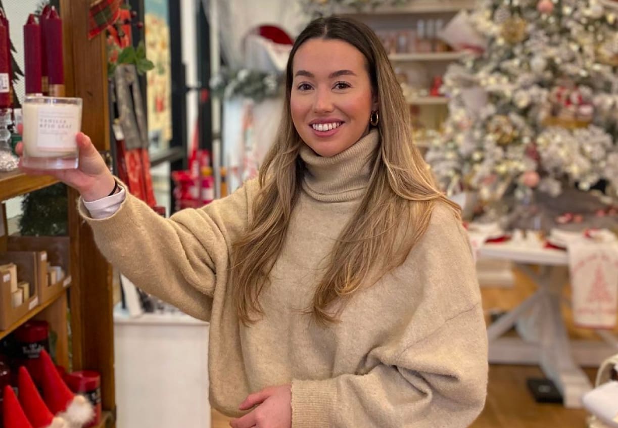 Wright Sisters Group- Christmas Market