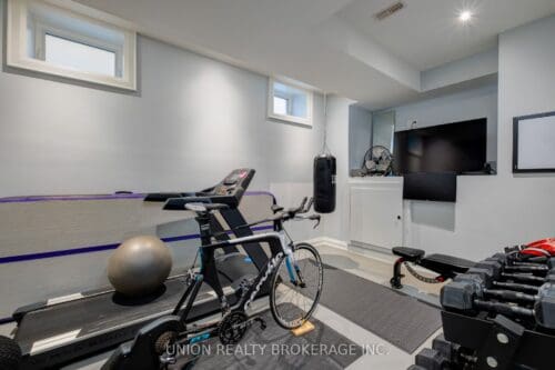 23 Elmview Drive - Gym