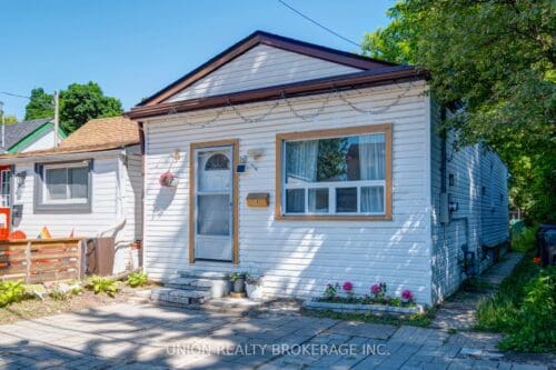 18 Lucy Avenue Front