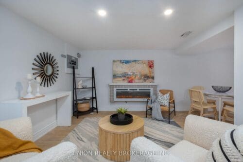 28 Singleton Road