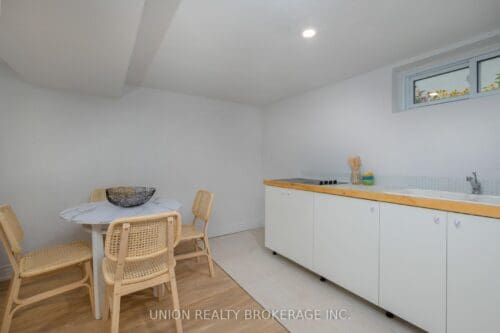 28 Singleton Road