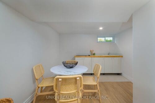 28 Singleton Road