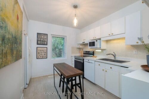 28 Singleton Road