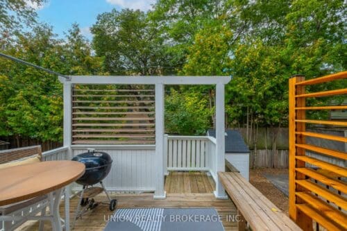 94 Hiltz Avenue