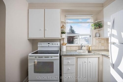 143 Lilian Drive