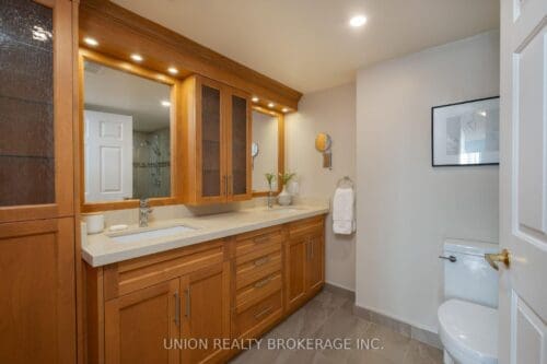 20 Guildwood Parkway Suite 711