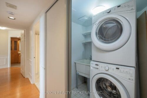 20 Guildwood Parkway Suite 711