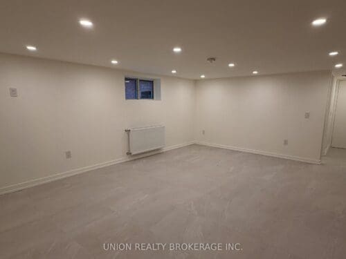 53 Wineva Avenue Lower Unit