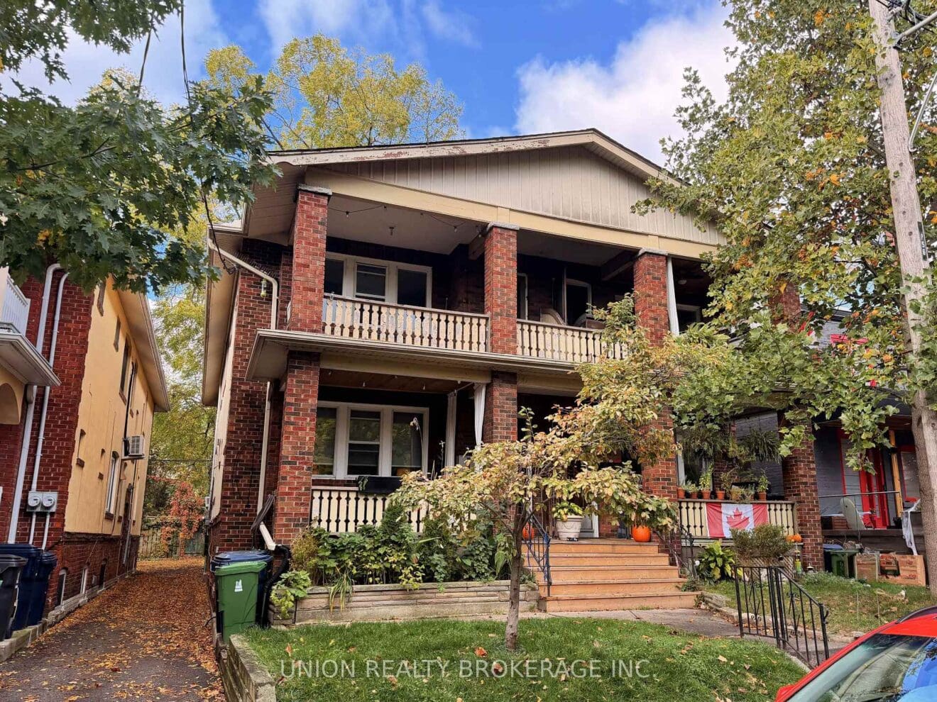 53 Wineva Avenue Upper Unit